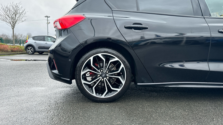 Ford Focus 1.0 EcoBoost Hybrid mHEV 155 ST-Line X Edition 5dr Petrol Hatchback